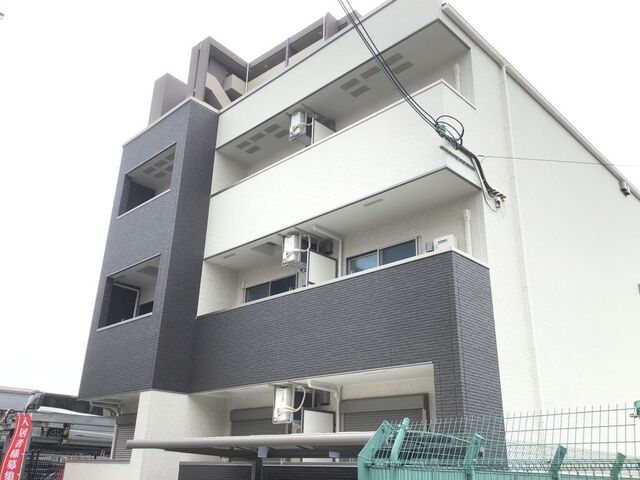 フジパレス花園西町の外観