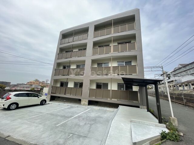 SAKURABASE東大阪の外観