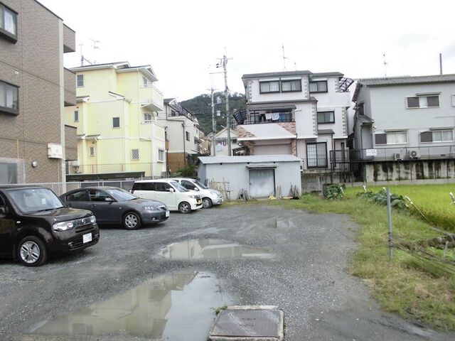 拡大写真:エステートサカイ 1階102の外観