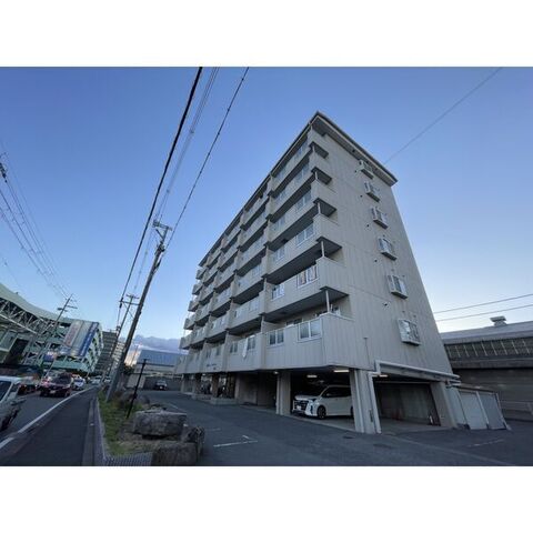 写真：比枝コーポラス上町Ⅱの外観
