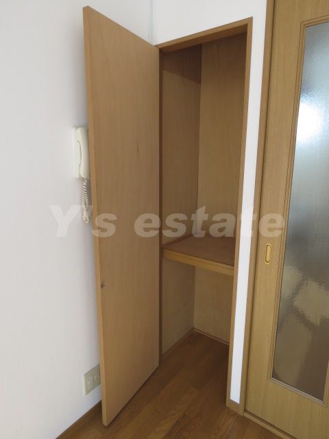 拡大写真:TAIHOグランシャリオ 3階303の収納