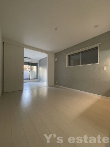拡大写真：Avantioソラネル 3階302の居間