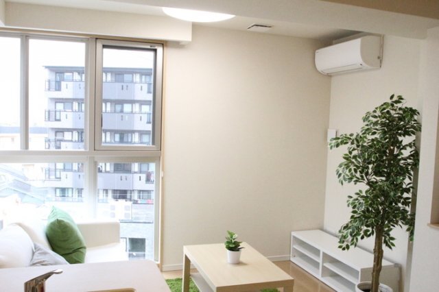 拡大写真:プレミアム菱屋西 7階703の居間
