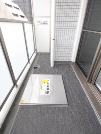 拡大写真:パラゴン布施駅前 4階403のバルコニー