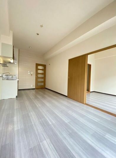 拡大写真:カーサフィオーレ弐番館 4階403の内装