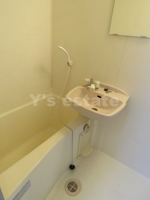 拡大写真:PRIMROSE 3階306の風呂