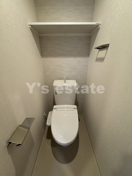 拡大写真:エスリード ザ・グレア大阪 9階909のトイレ