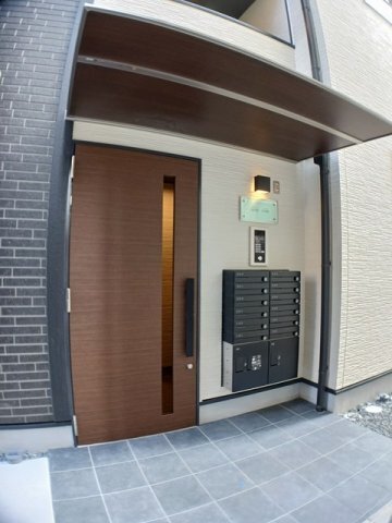 拡大写真:グラン コスモ 1階101のエントランス
