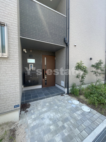 拡大写真:D porta moderno 2階201のエントランス
