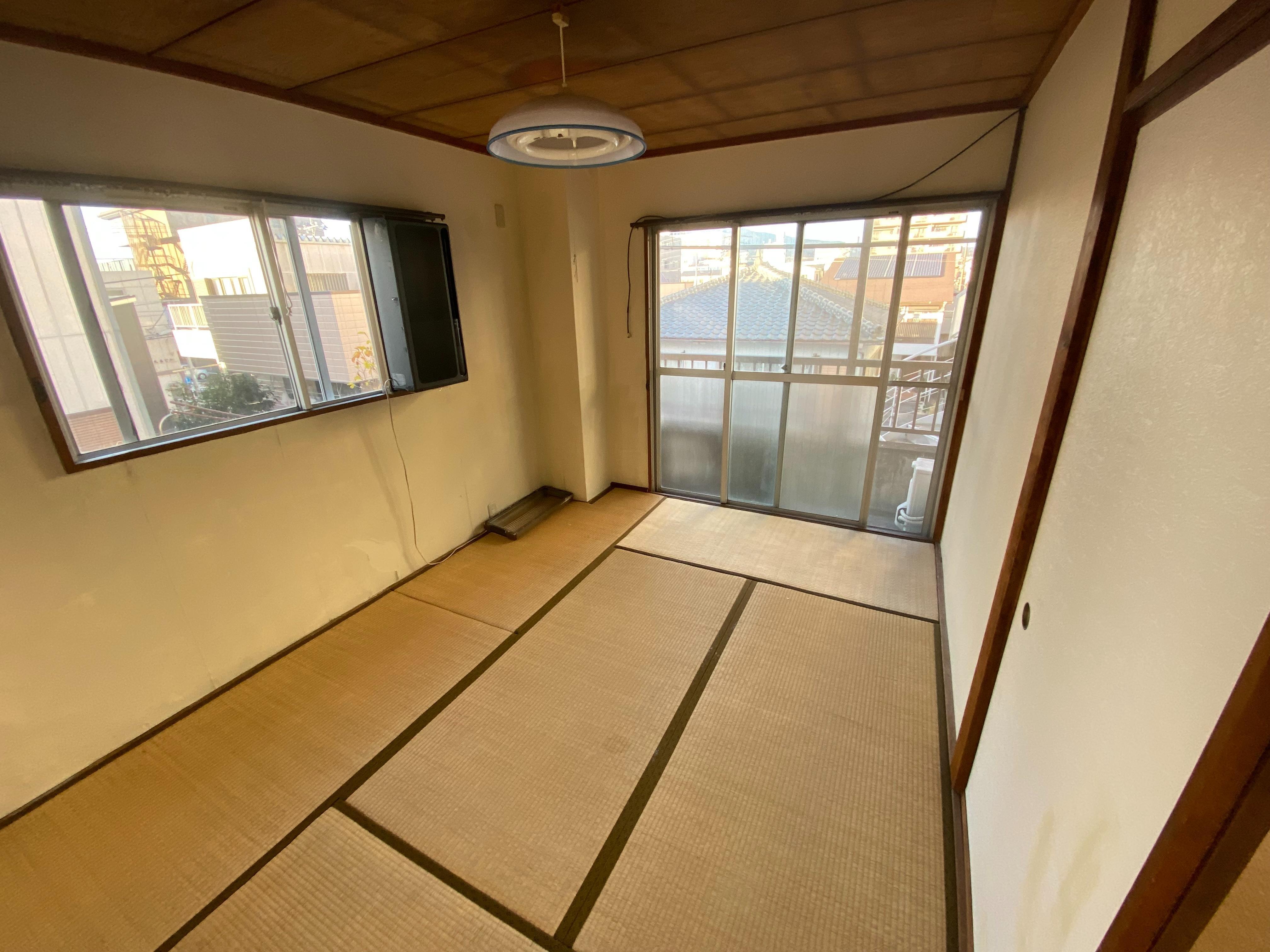 拡大写真:コーポ西山 3階302の内観