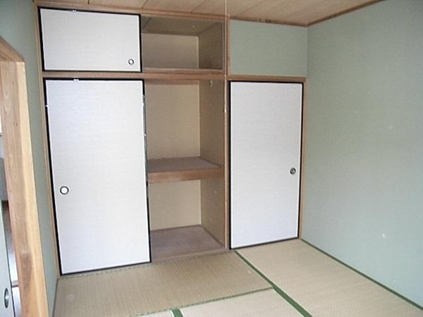 拡大写真：横浜市神奈川区三ツ沢東町 2階202の収納