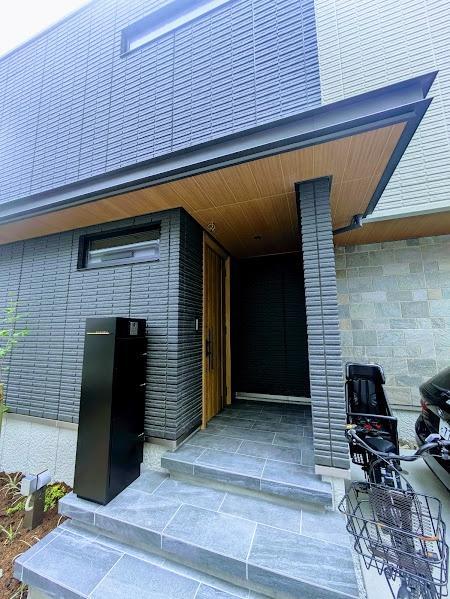 拡大写真:横浜市神奈川区上反町1丁目 102のエントランス