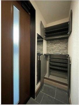 拡大写真:横浜市神奈川区上反町1丁目 102の玄関