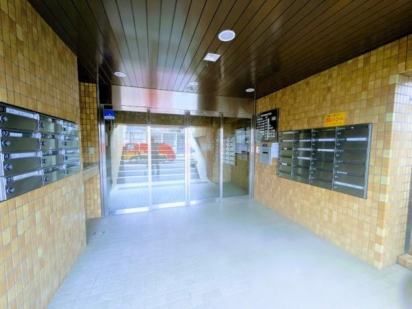 拡大写真:横浜市神奈川区羽沢南2丁目 2階202のエントランス