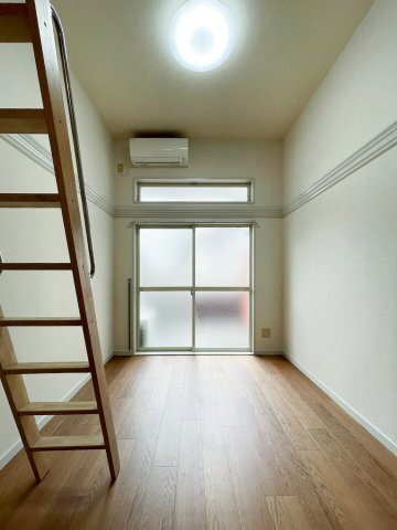 拡大写真:ルミエール若久 1階104の洋室