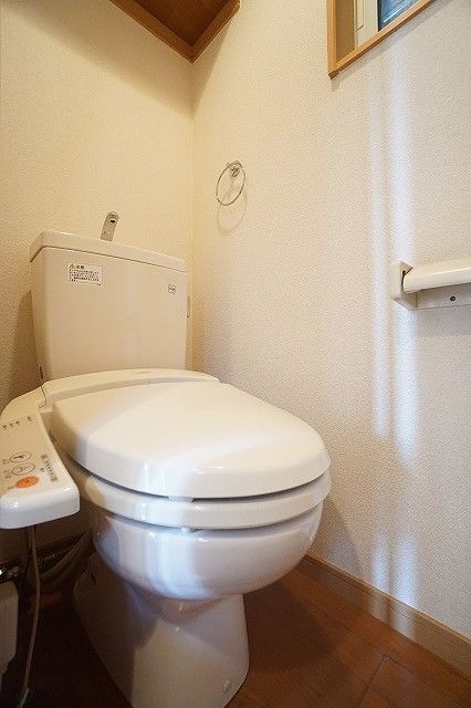 拡大写真:パームコート別府 1階102のトイレ