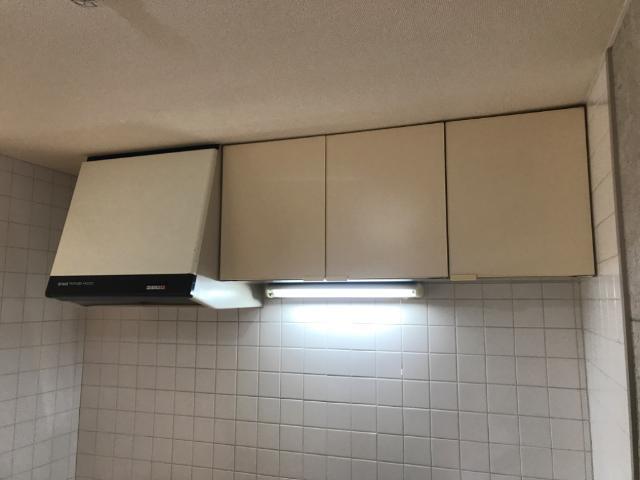 拡大写真:エコーハイツ 2階203のキッチン収納(上)