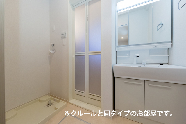 拡大写真:新)カーサ アバンツァート 2階201のその他