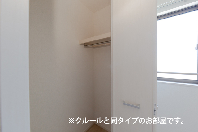 拡大写真:新)カーサ アバンツァート 2階201のその他