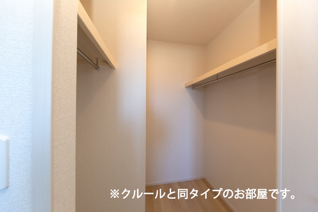 拡大写真:新)カーサ アバンツァート 2階203のその他