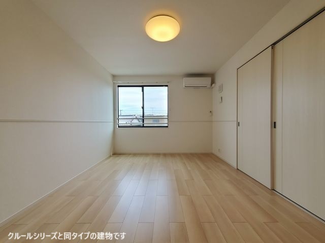 拡大写真:新)ベルグレイス 2階203の内観