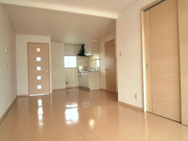 拡大写真:藤倉ハイツ 2階202のその他