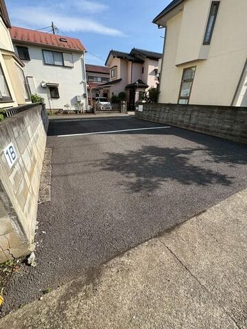 拡大写真:稲荷台ハイツ 1階103の外観
