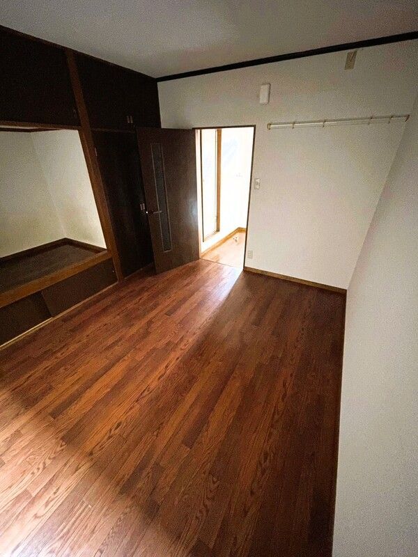 拡大写真:ソレイユカーザ 3階302の洋室