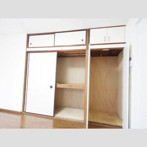拡大写真:栗原6丁目戸建て 1階1の収納