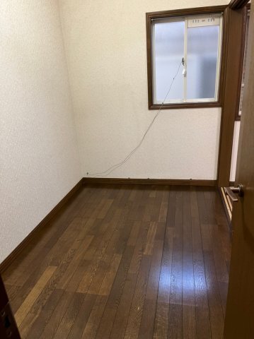 拡大写真：新座市新堀２丁目 1階M1のコンパクトで使いやすい洋室です