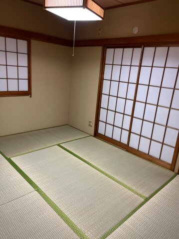 拡大写真：新座市新堀２丁目 1階M1の趣のある和室です