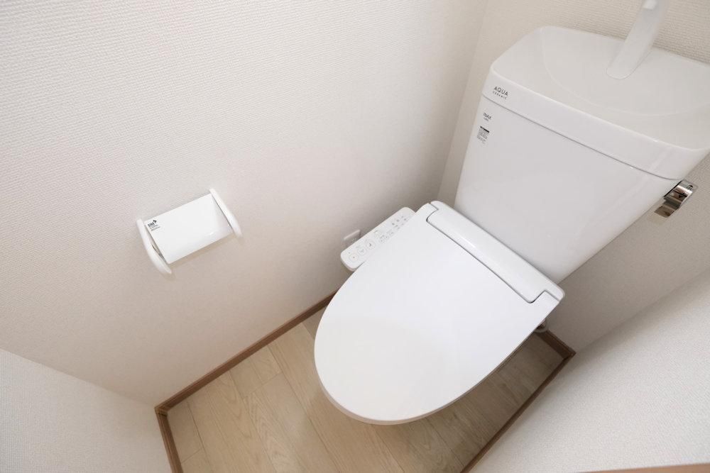 拡大写真：東久留米市小山４丁目 2階205のトイレ
