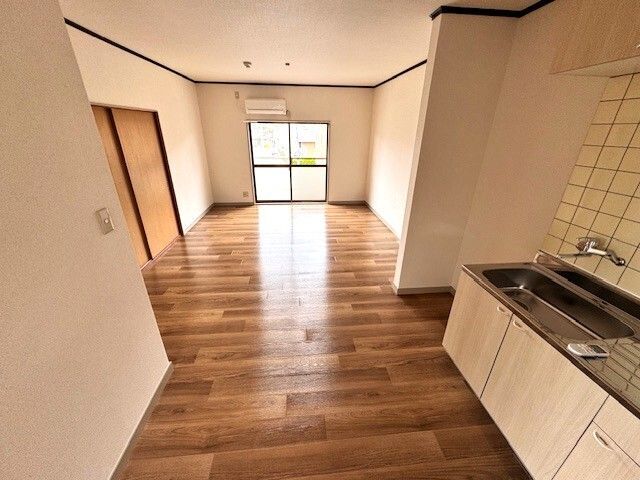 拡大写真:プレタメゾン小山 2階201のキッチン