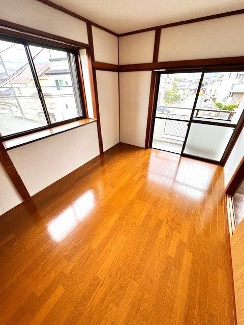 拡大写真:プレタメゾン小山 2階201の洋室
