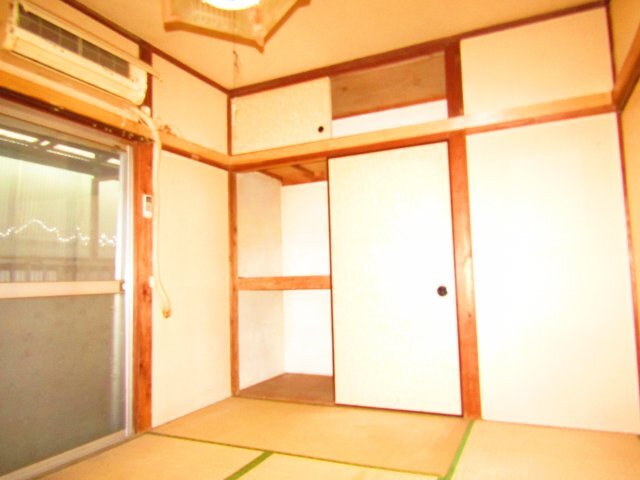拡大写真:第5サンコーポ 2階203の居間
