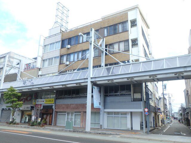 ABCビルの外観