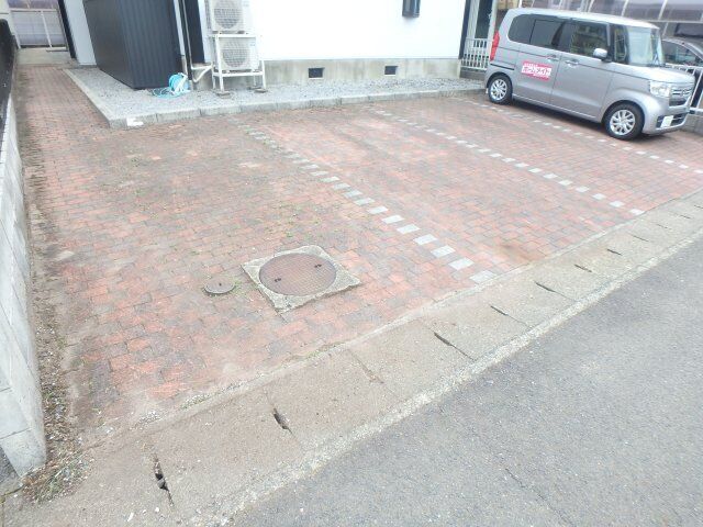 拡大写真:WING.N 1階101の外観