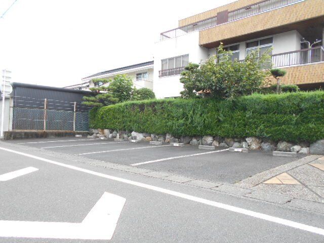 拡大写真:ソシエ221 4階401の外観