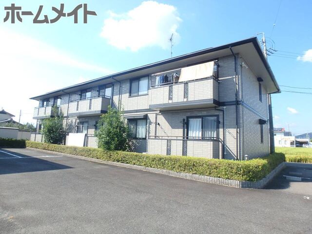 ハイブリッジA棟の外観