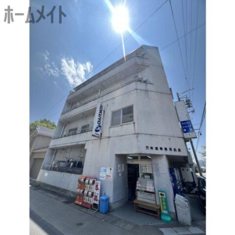 ロワール本郷の外観