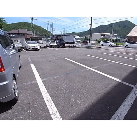 拡大写真：アズーレ若福 3階301の外観