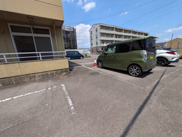 拡大写真:サンロード戸崎 1階101の外観