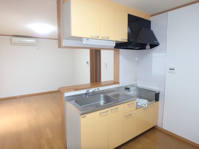 拡大写真:テラスハウス千手堂 1階Bのキッチン