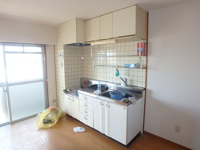 拡大写真:ファミール上松 2階201のキッチン