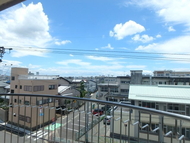 拡大写真:ファミール上松 2階201の展望