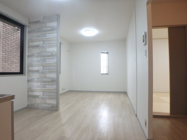 拡大写真:WING.N 1階101の居間