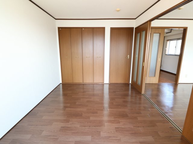 拡大写真:ソシエ221 4階401の居間