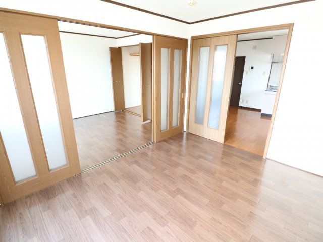 拡大写真:ソシエ221 4階401の居間