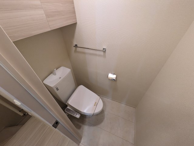 拡大写真:D-ROOM茜部中島 B棟 2階202のトイレ