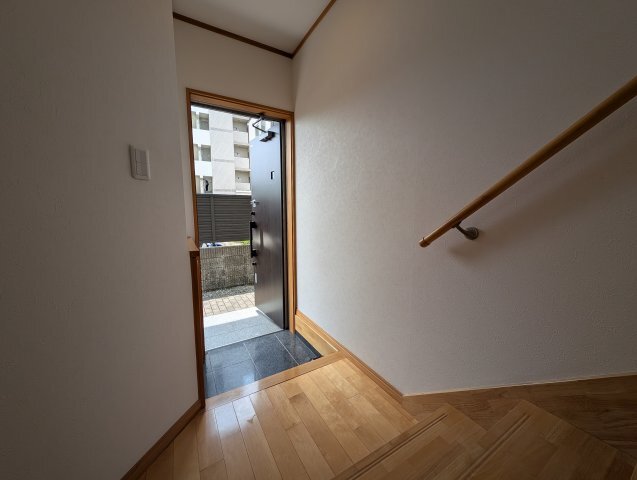 拡大写真:ファミールⅡ 1階102の玄関